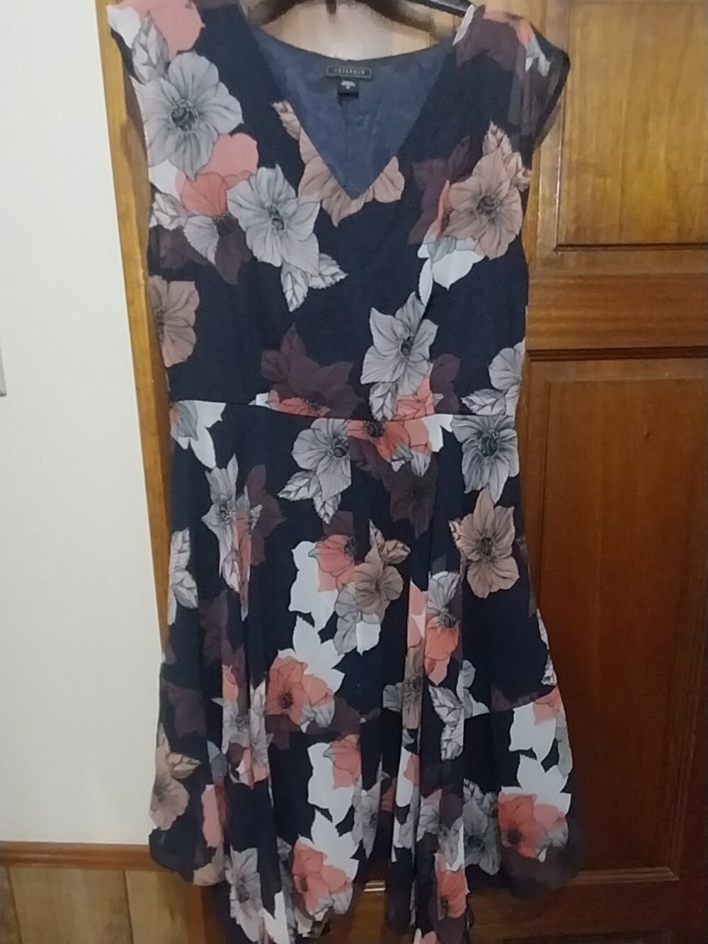 Navy Floral Print Sleeveless Dress